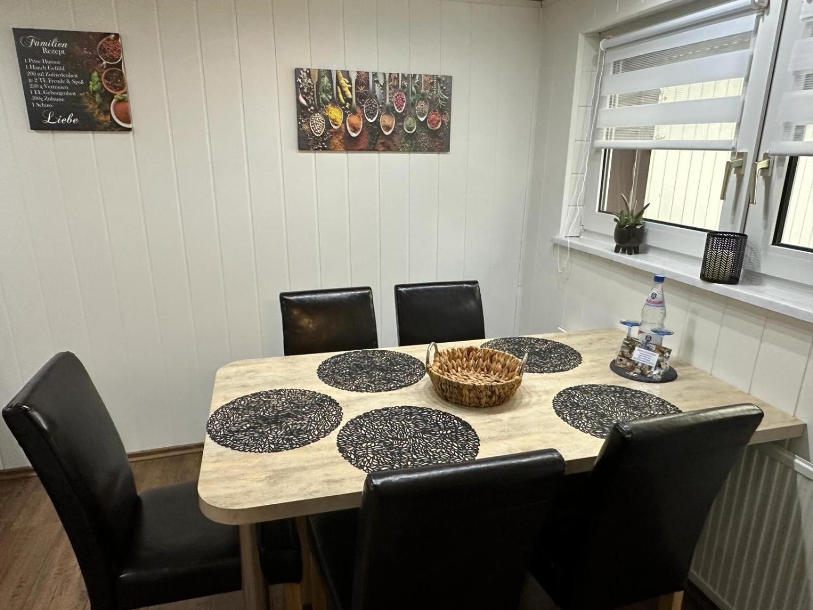 Christels Ferienwohnung 1 In Thale Mit Sonnenterrasse Und Grill Екстер'єр фото