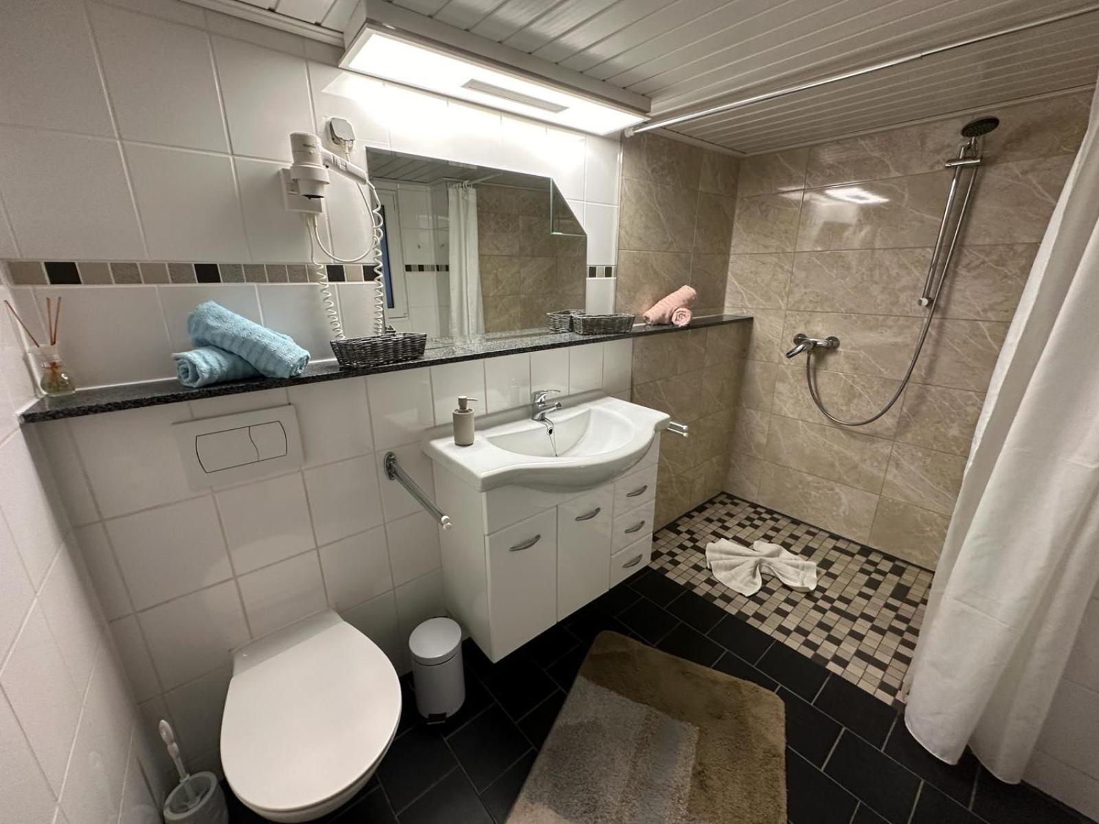 Christels Ferienwohnung 1 In Thale Mit Sonnenterrasse Und Grill Екстер'єр фото